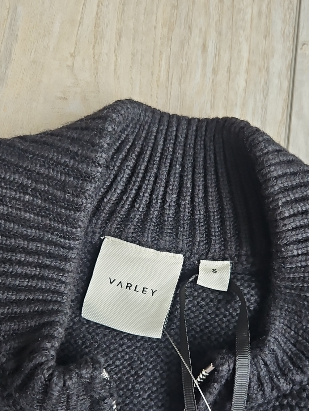 Varley Jacket - Picture 8 of 11